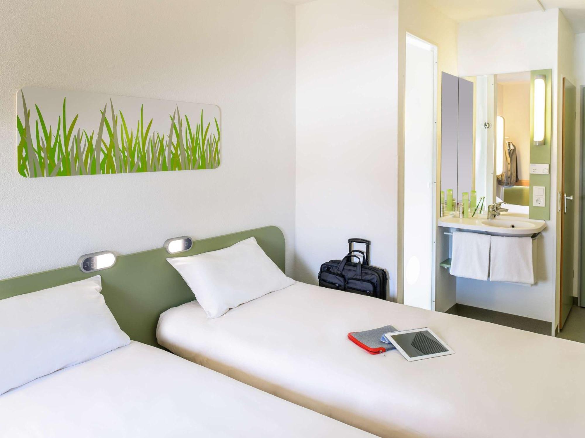 Ibis Budget Nantes Sainte Luce - Hotel Renove Exterior photo